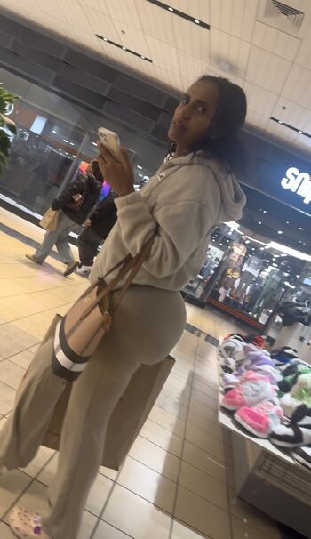 Full leaked Fevunet private onlyfans photo