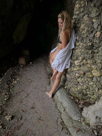 Full leaked Fidan atalay page private onlyfans photo