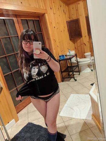 Full leaked Fiona farrow page private onlyfans photo