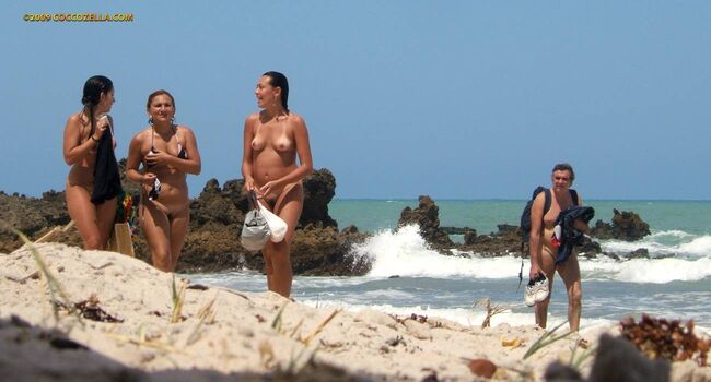 Full leaked Flagras em praia private onlyfans photo