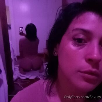 Full leaked Flexury private onlyfans photo