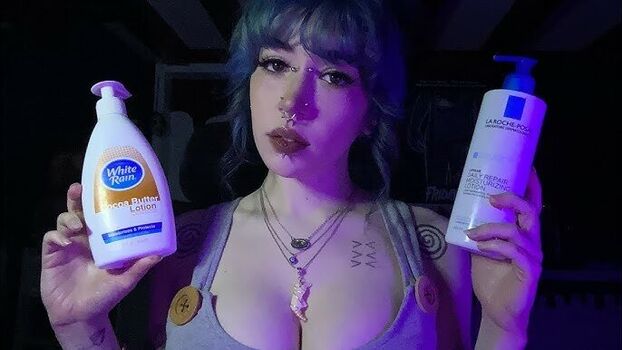 Full leaked Floda asmr private onlyfans photo