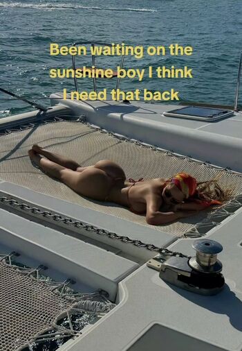 Full leaked Floralydo private onlyfans photo