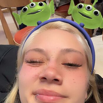 Full leaked Floresyespinas private onlyfans photo