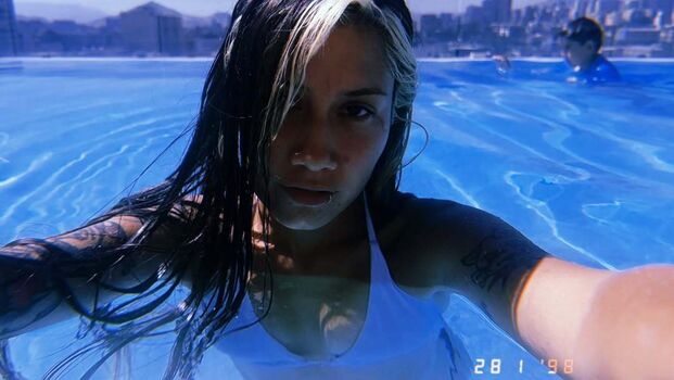 Full leaked Floresyespinas private onlyfans photo