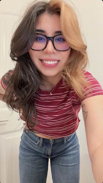 Full leaked Fobabett private onlyfans photo