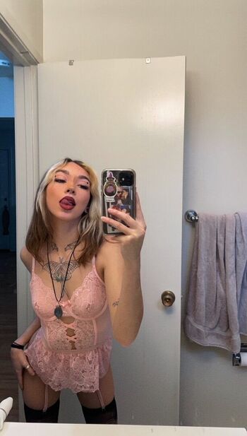 Full leaked Foxxydiabla private onlyfans photo