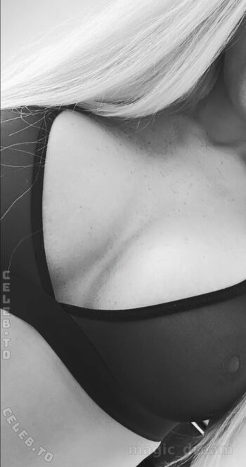 Full leaked Franzi bl private onlyfans photo