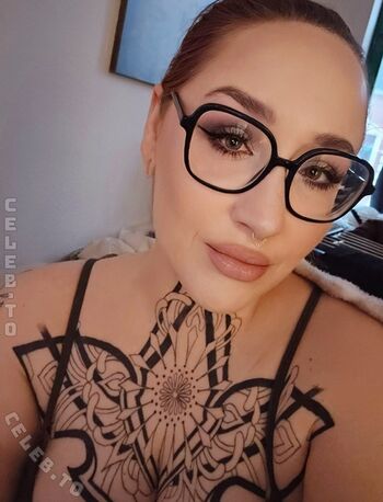 Full leaked Frau kopf private onlyfans photo