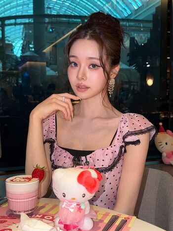 Full leaked Freezia private onlyfans photo