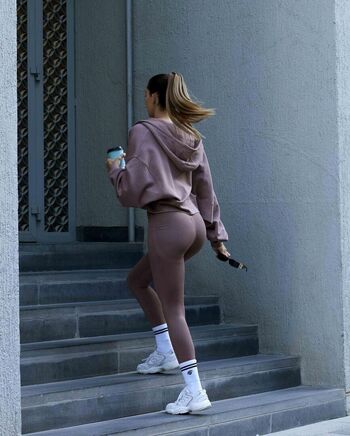 Full leaked French celebrities only singer private onlyfans photo