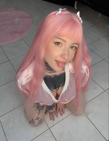 Full leaked Frizzycut private onlyfans photo