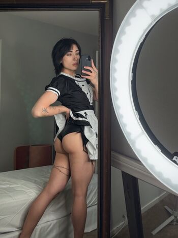 Full leaked Froufrousam private onlyfans photo