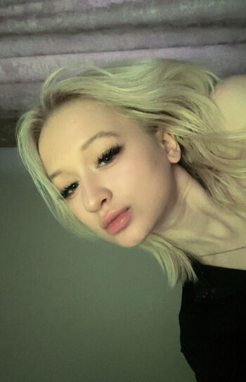 Full leaked Fumikofarhat private onlyfans photo