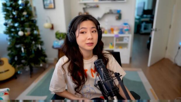 Full leaked Fuslie leslie private onlyfans photo
