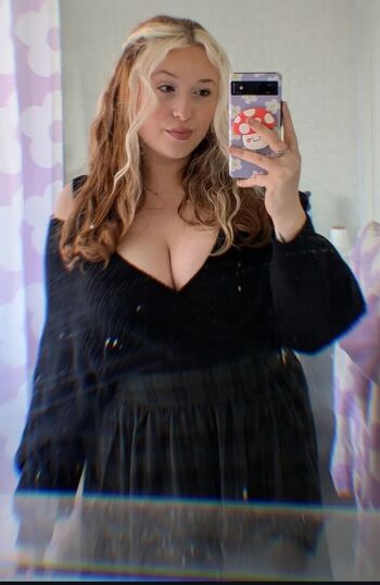 Full leaked G birb private onlyfans photo