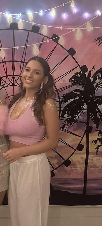 Full leaked Gabby gray page private onlyfans photo