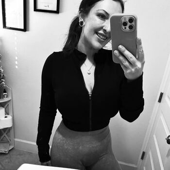 Full leaked Gabby stone private onlyfans photo