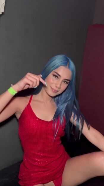 Full leaked Gabiblue private onlyfans photo