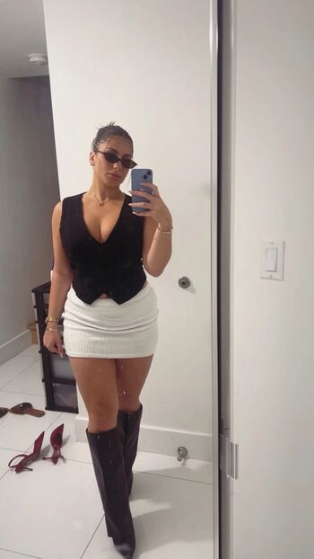 Full leaked Gabriella n private onlyfans photo