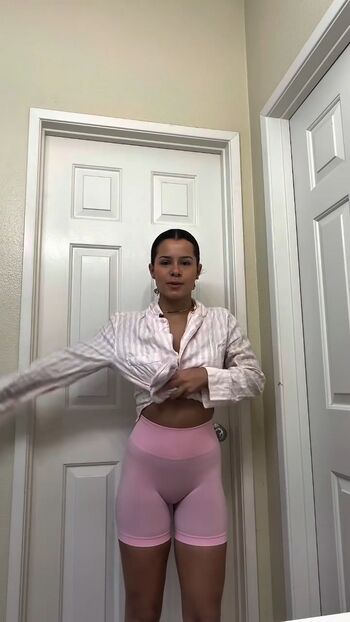 Full leaked Gabriella saraivah page private onlyfans photo