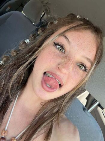 Full leaked Gbawls private onlyfans photo