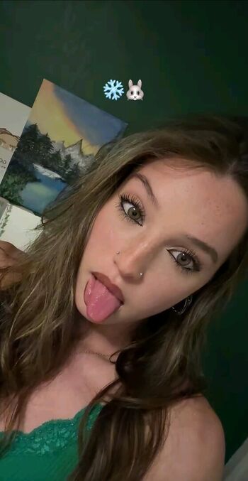 Full leaked Gbawls private onlyfans photo