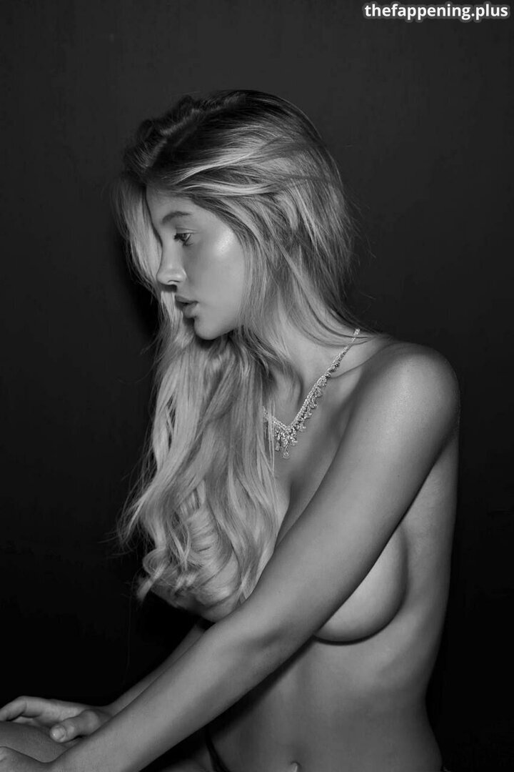 Elizaveta Stefanovna / Genlistef / jenandfreddie Photo OnlyFans Nu #54