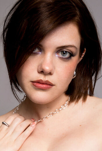 Full leaked Georgie henley private onlyfans photo