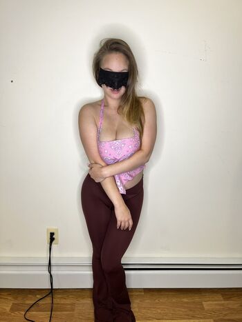 Full leaked Gezebellefaye private onlyfans photo