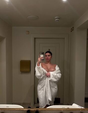 Full leaked Ghbbs private onlyfans photo