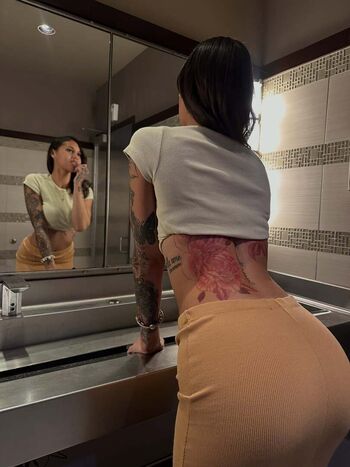 Full leaked Giavannanmoore page private onlyfans photo