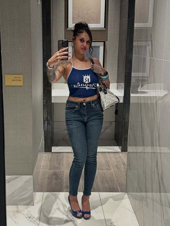 Full leaked Giavannanmoore page private onlyfans photo
