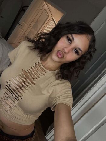 Full leaked Giavannanmoore page private onlyfans photo