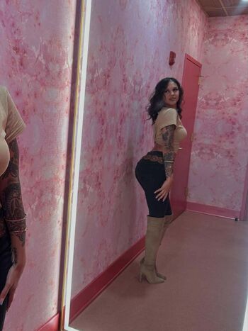 Full leaked Giavannanmoore page private onlyfans photo