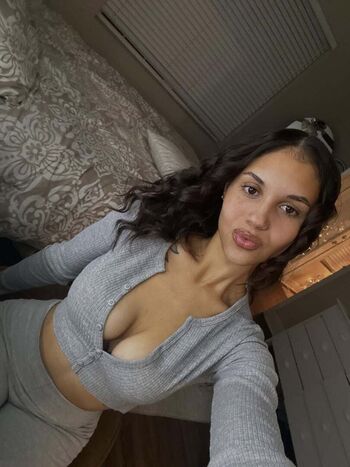 Full leaked Giavannanmoore page private onlyfans photo