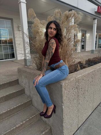 Full leaked Giavannanmoore page private onlyfans photo