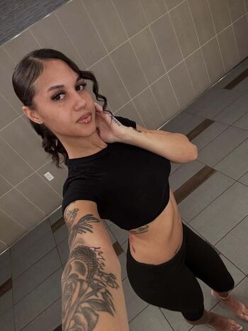 Full leaked Giavannanmoore page private onlyfans photo