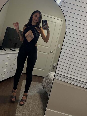 Full leaked Giavannanmoore page private onlyfans photo