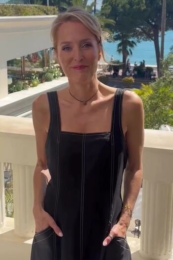 Gillian Anderson