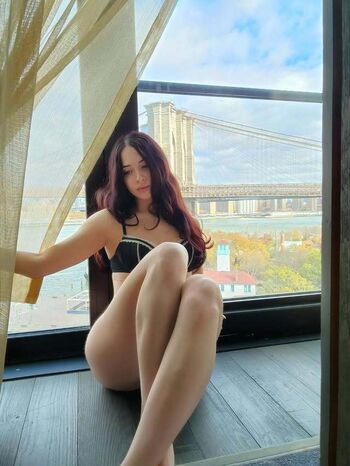 Full leaked Gillianaprils private onlyfans photo