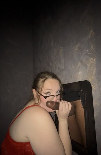 Full leaked Gingerplayswithlayla private onlyfans photo