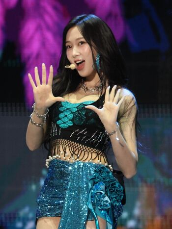 Full leaked Giselle aespa page private onlyfans photo