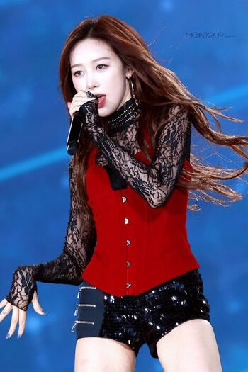 Full leaked Giselle aespa page private onlyfans photo