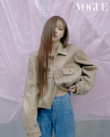 Full leaked Giselle aespa page private onlyfans photo