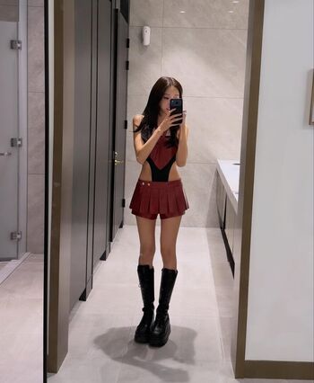 Full leaked Giselle aespa page private onlyfans photo