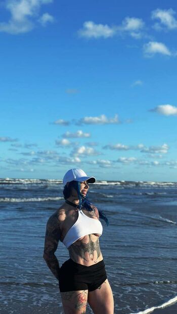 Full leaked Giu hellsing  page private onlyfans photo