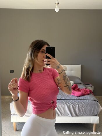 Full leaked Giulie tte page private onlyfans photo