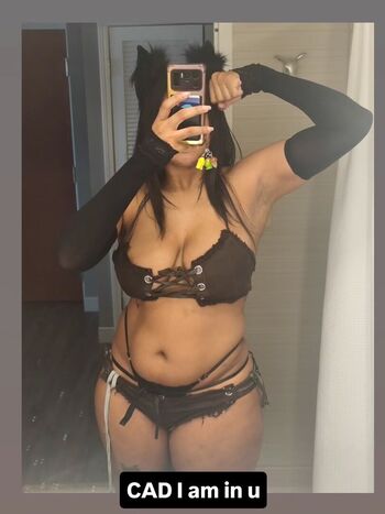 Full leaked Gladdygore private onlyfans photo