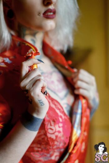 Full leaked Gladycesuicide private onlyfans photo